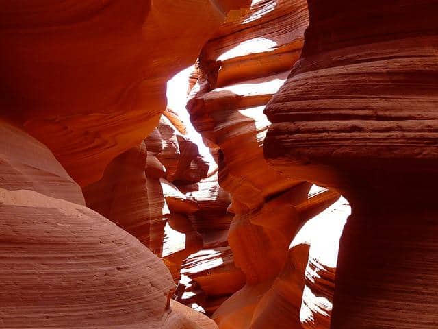 best time to visit antelope canyon