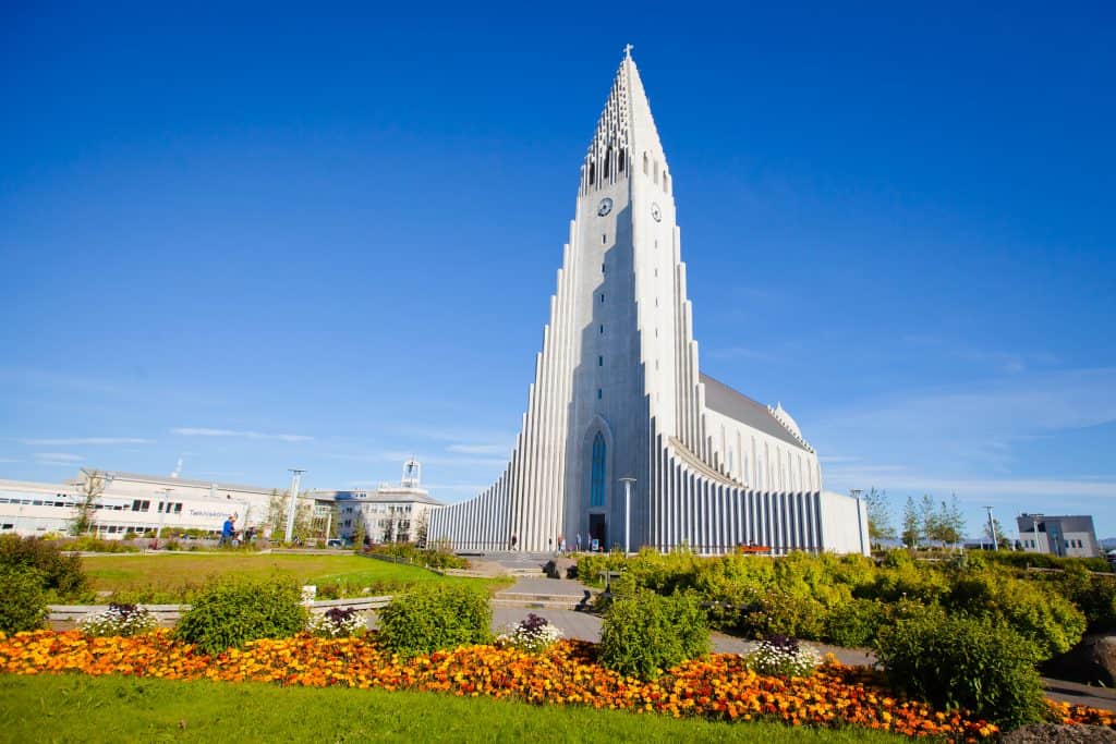 reykjavik weather april