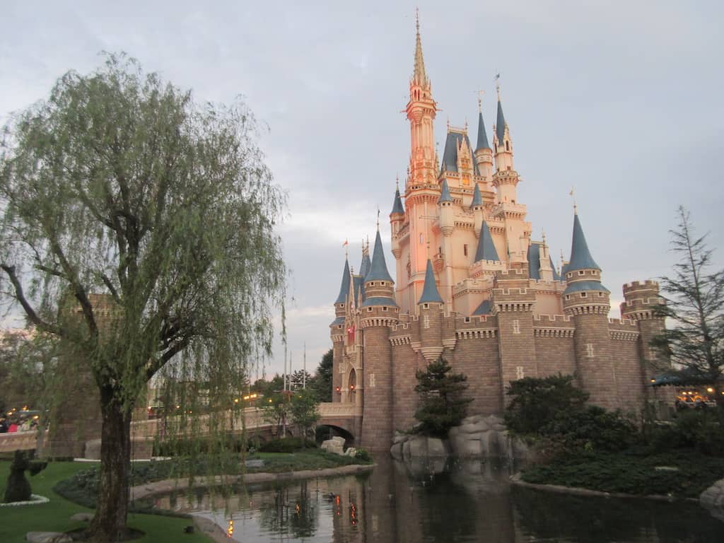 Tokyo Disneyland Tips to make the most of your trip