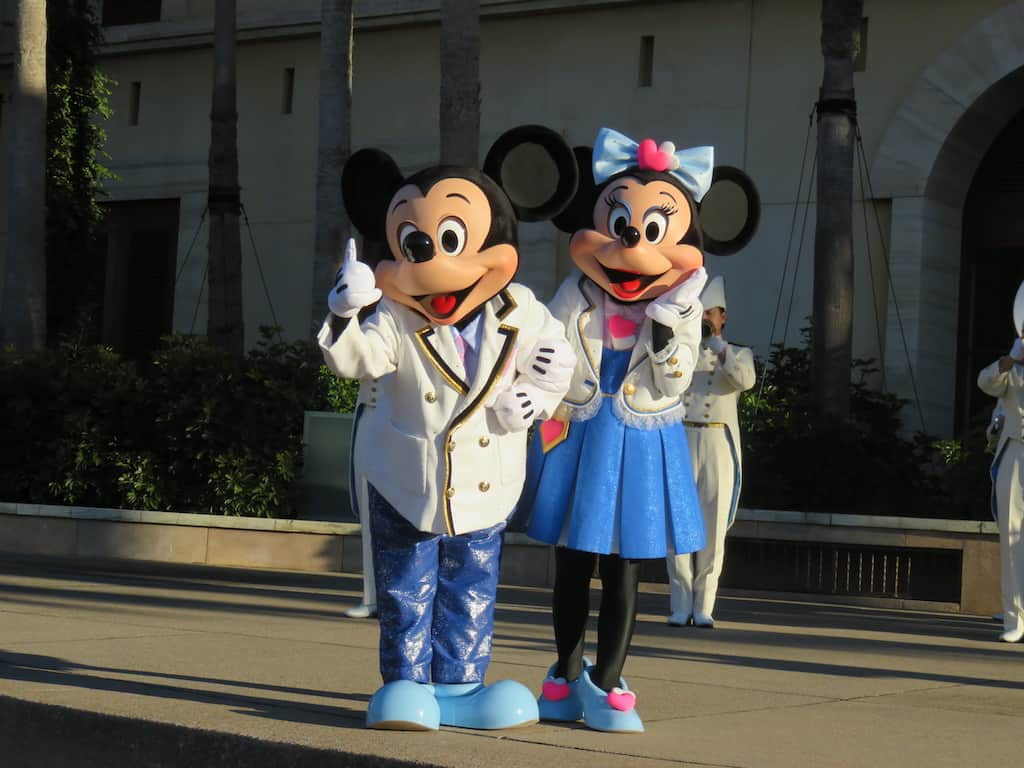 tokyo disneyland tips